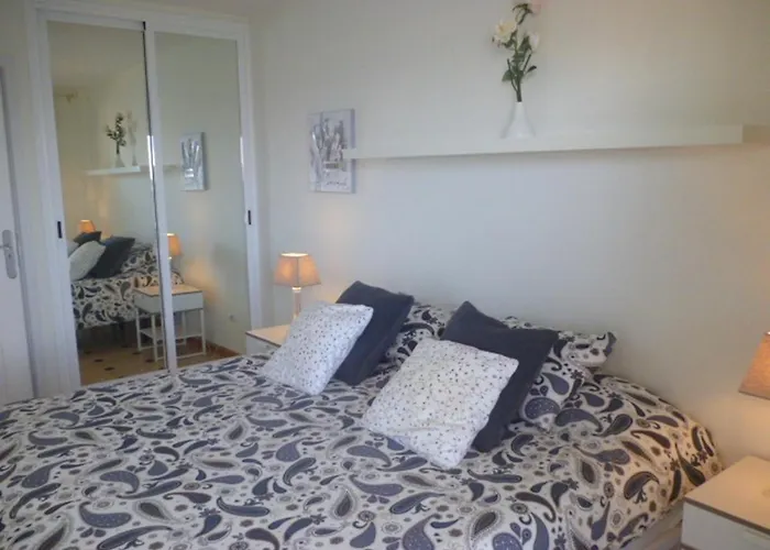 Ocean View Apartment *